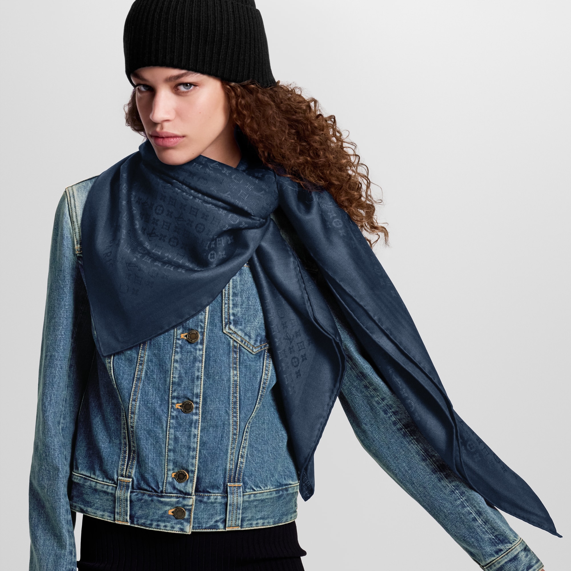 ルイ・ヴィトン ショール・エバーモア Evermore Shawl S00 - Women - Accessories | LOUIS VUITTON ®